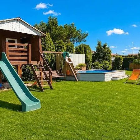 For 5 People With A Swimming Pool * Dziwnówek